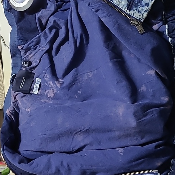 Previously loved MAISON SCOTCH QUILTED BOMBER JACKET - Picture 11 of 12